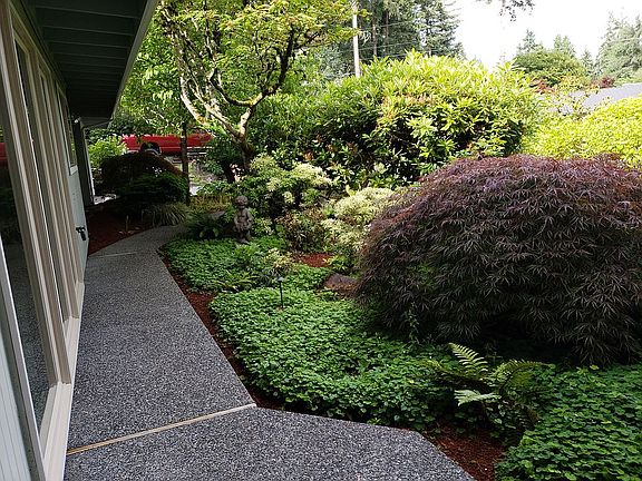 4th image of 12903 74th Ave NE