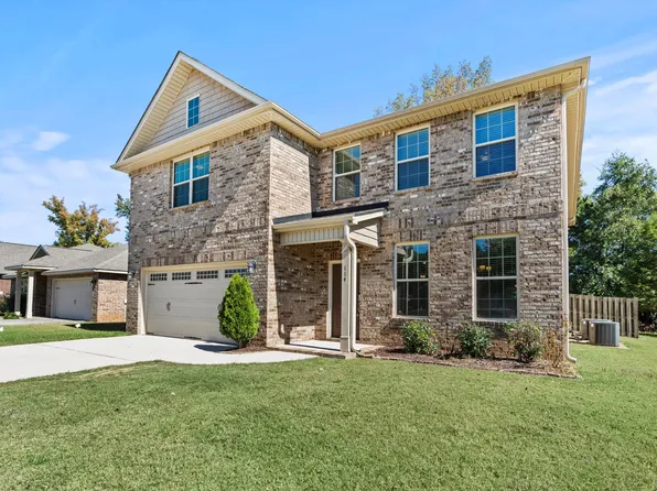 114 Summer Pointe Ln NW, Madison, AL 35757