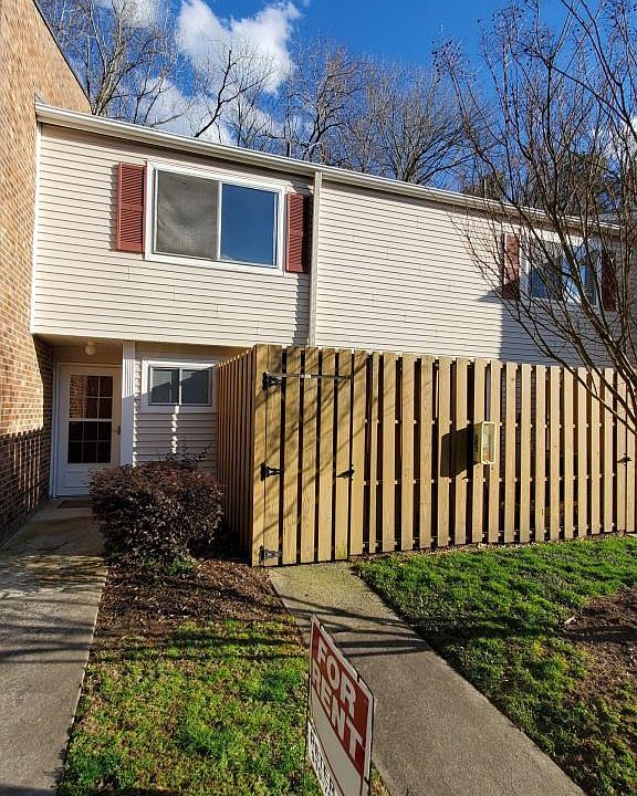 1st image of 220 Elizabeth St APT A22