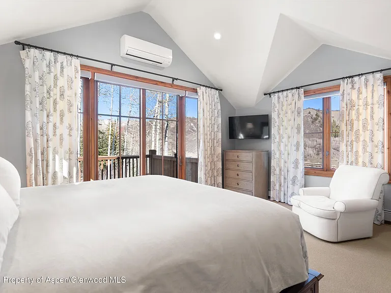 364 Ridge Rd — Photo 38