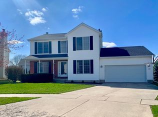 1238 Newcastle Dr, Bloomington, IL 61704