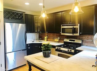 170 Thorndike St APT 3D, Brookline, MA 02446