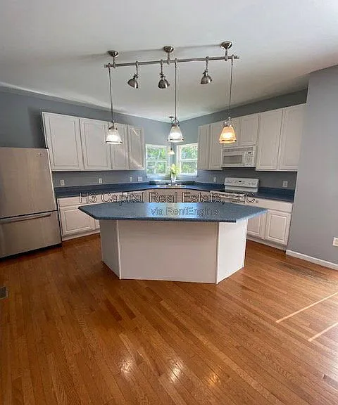 2209 Tigers Way — Photo 13