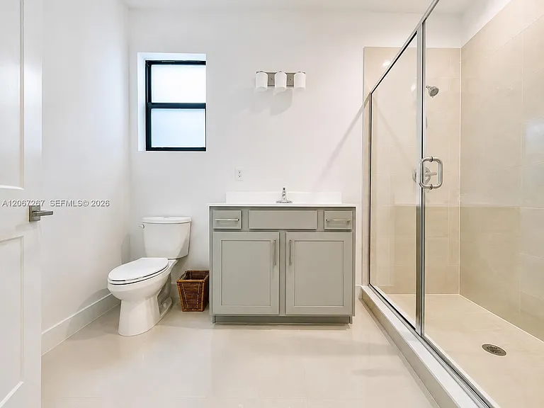 14602 SW 23rd Ter — Photo 7