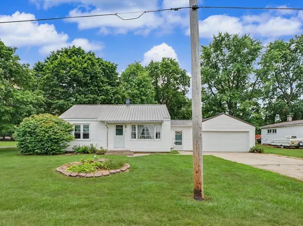 221 E Main St, Tolono, IL 61880