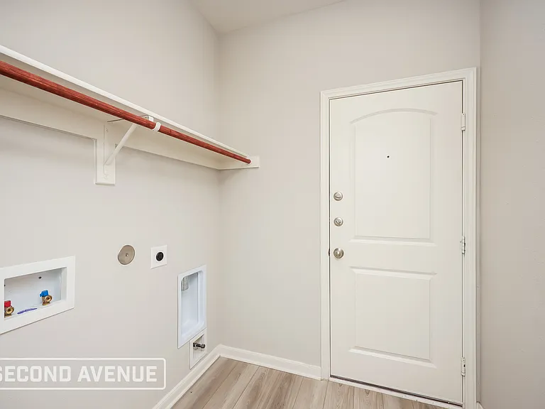 2109 Lorrie Ln — Photo 18