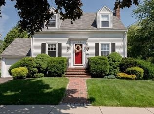 580 Brook Rd, Milton, MA 02186