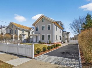 165 Franklin St #165, Arlington, MA 02474