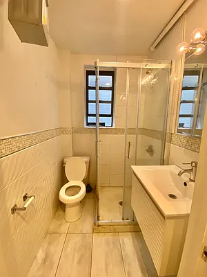 Rented by Crosstown Apartments NYC | media 53