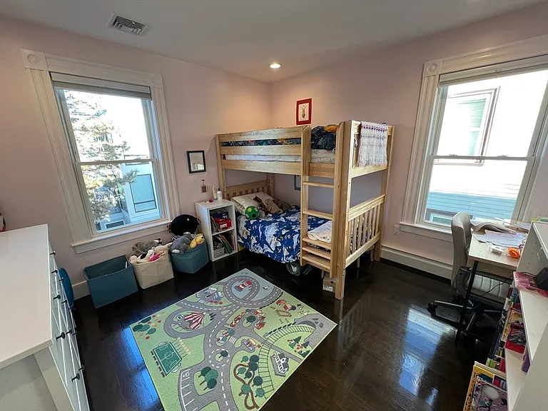 317 Cardinal Medeiros Ave #3 — Photo 10
