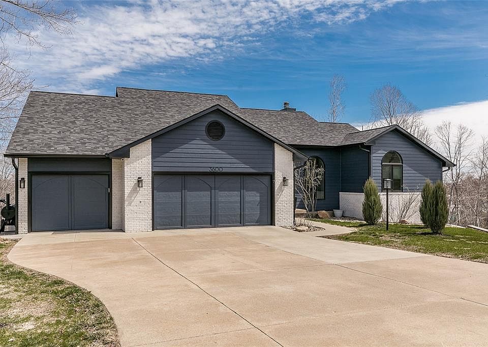 1st image of 3600 Grant Wood Dr SE