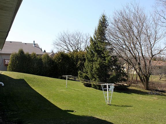 5th image of 118 Killdeer Ave