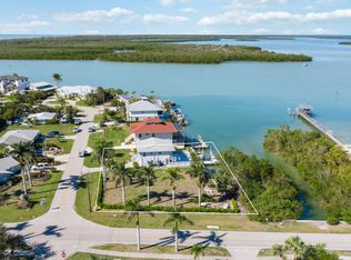 103 W Pago Pago Dr, Naples, FL 34113