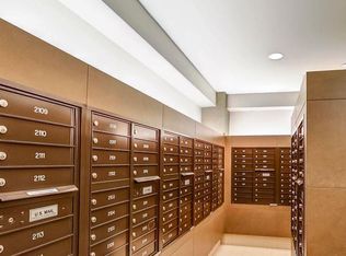 681 Washington St #8, Boston, MA 02111