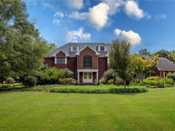 3357 Baum Rd, Virginia Beach, VA 23457