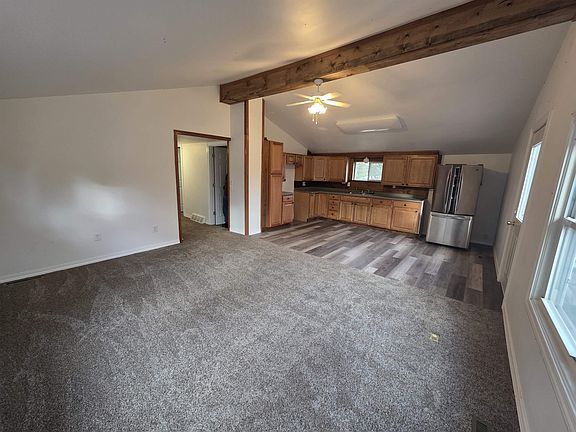 4th image of 7616 Crescent Rd