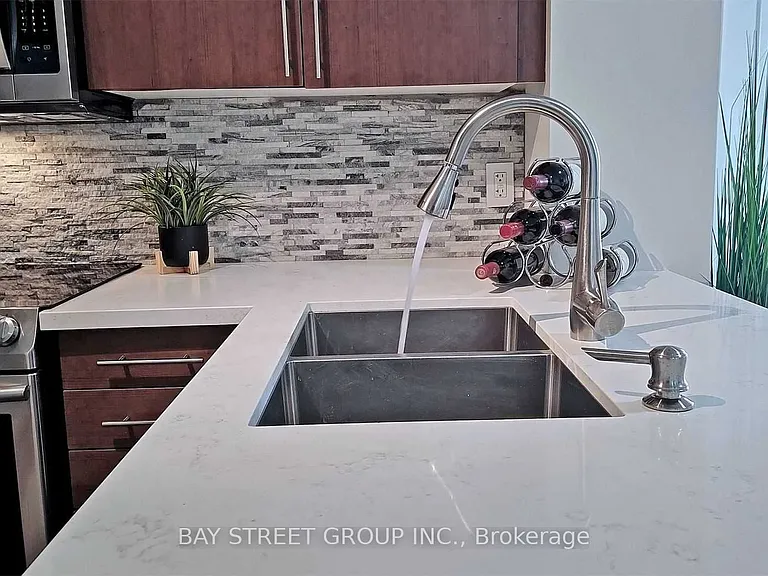 2230 Lake Shore Blvd W #2207 — Photo 14