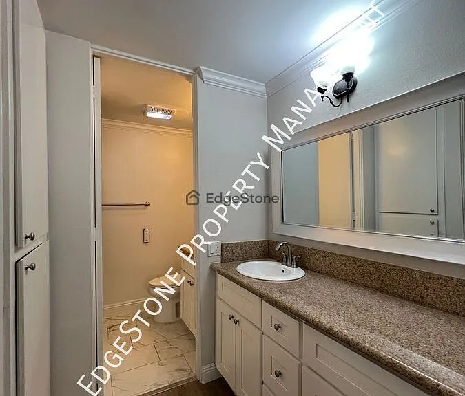 6526 Ocean Crest Dr #A214 — Photo 9