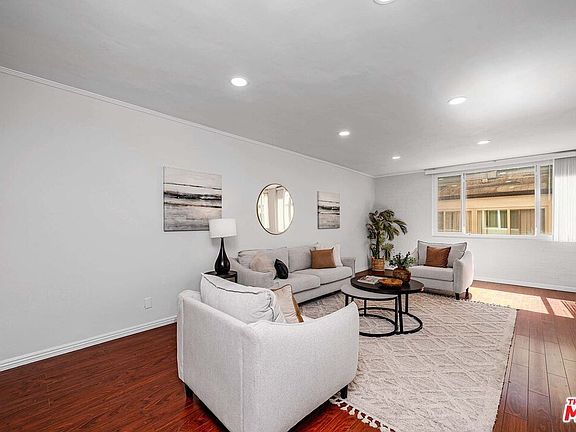 5th image of 540 Kelton Ave APT 105