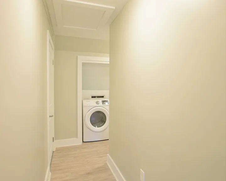 1002 N Aurora St — Photo 60