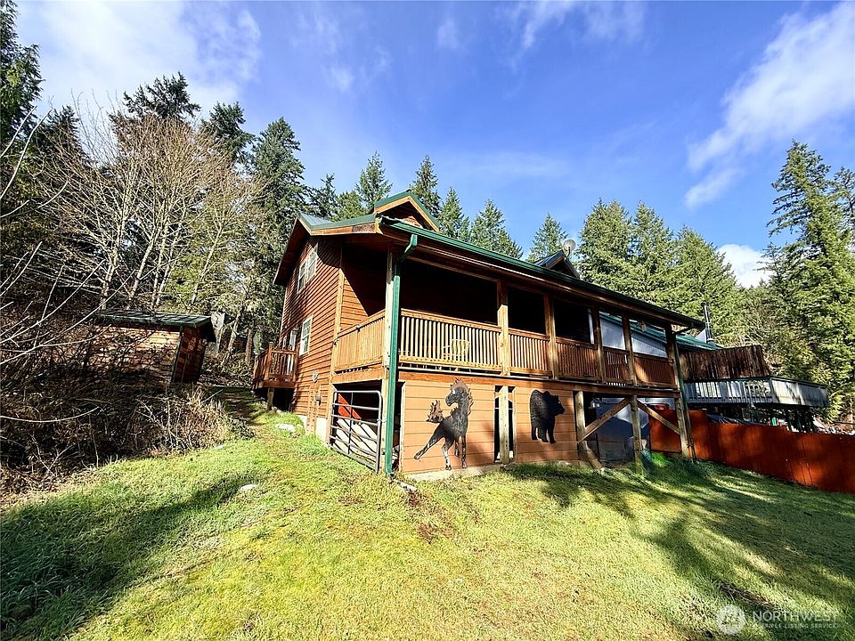 1st image of 17838 Pondside Court SE