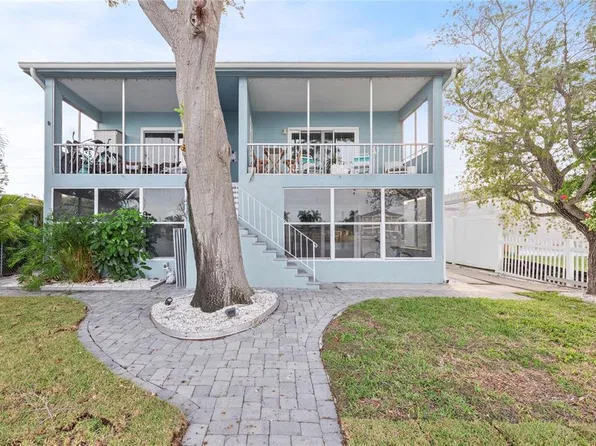 11355 3rd St E APT 2, Saint Petersburg, FL 33706