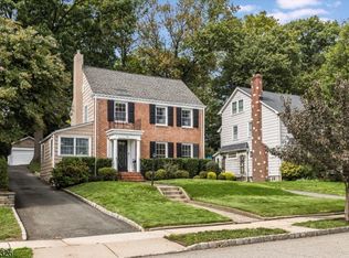 36 Chapman Pl, Glen Ridge, NJ 07028