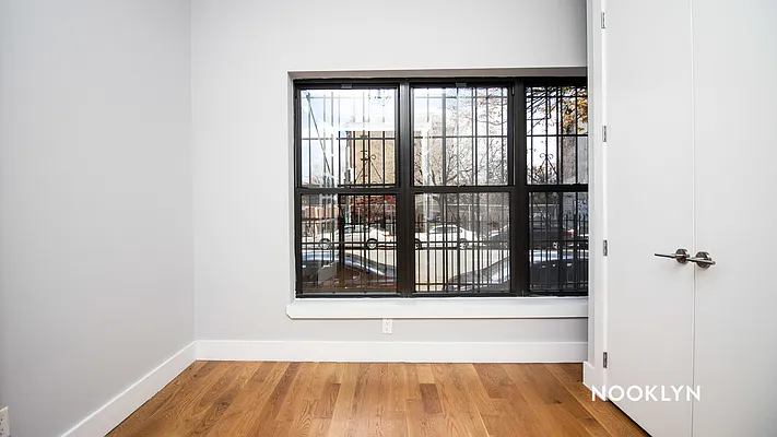 Rented by Nooklyn NYC LLC | media 58