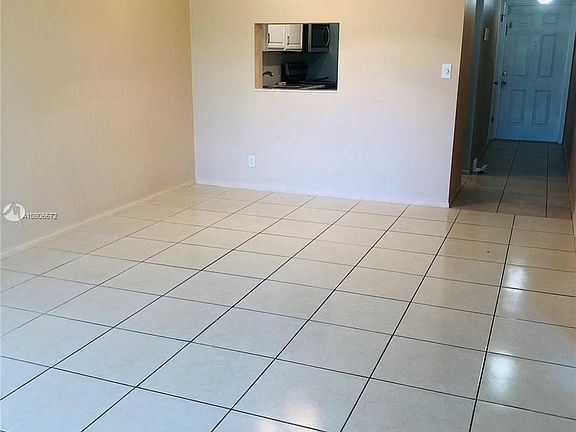 5th image of 7831 Colony Cir N APT 108