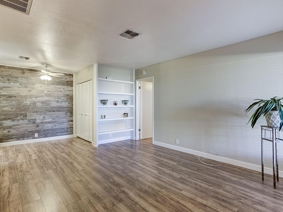 9005 W Elm St UNIT 29