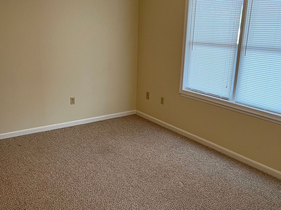 1st image of 1020 Rockway St APT 6