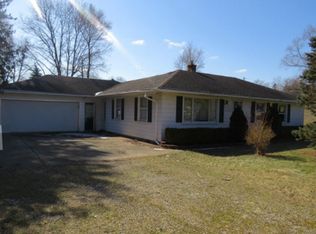 4110 Kingmont Dr, Shelby Township, MI 48317