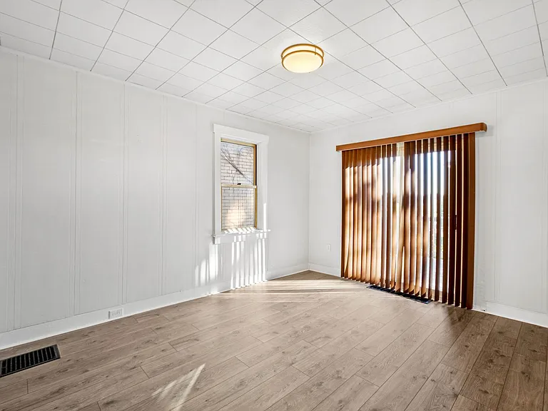 420 Alice St — Photo 16