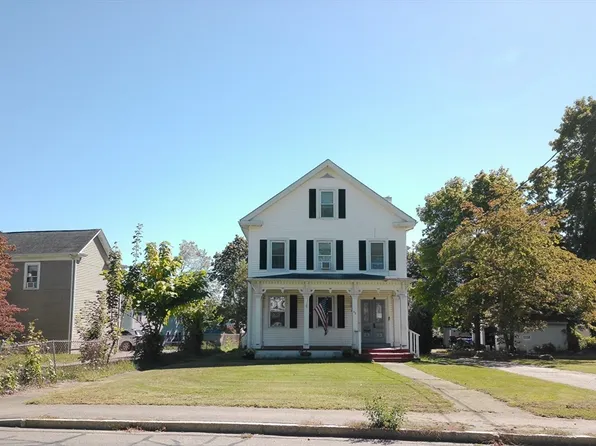 48 Oak St, Taunton, MA 02780