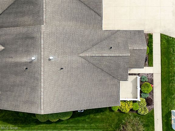5th image of 1763 Blackberry Ln