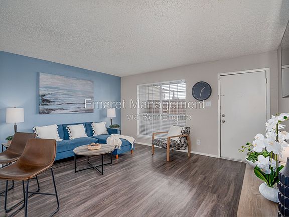 2nd image of 101 Hackberry St APT 2807