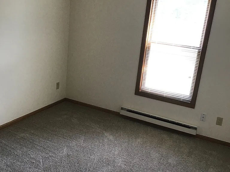 High Point Commons Apartments — Photo 108