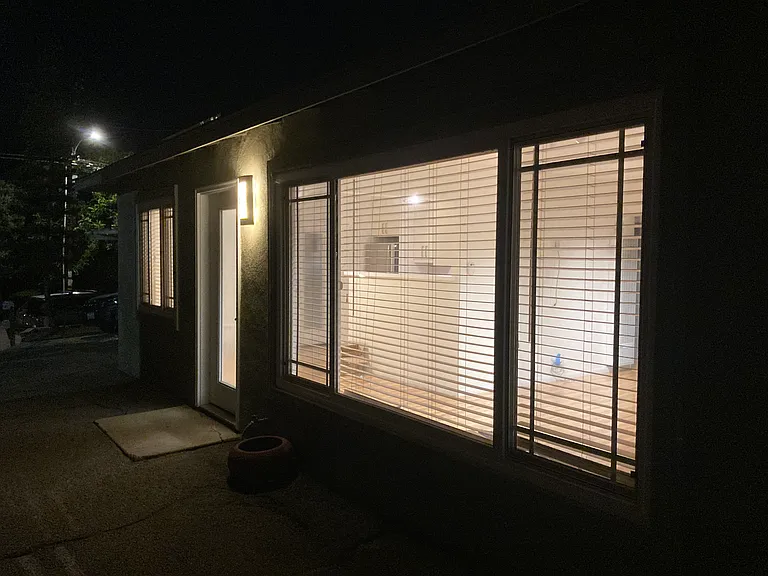 302 N Rios Ave — Photo 25