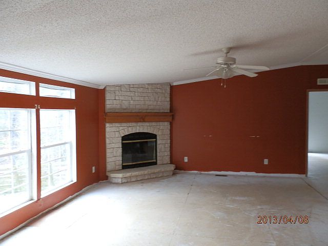 2nd image of 1638 Houston Valley Rd