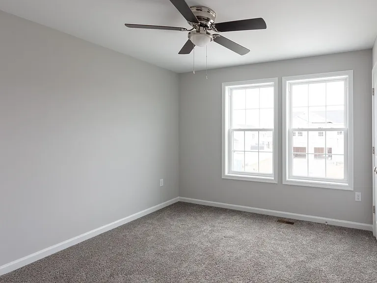 409 Jensen Way — Photo 11