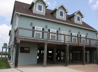 425 Port Rd, Angleton, TX 77515