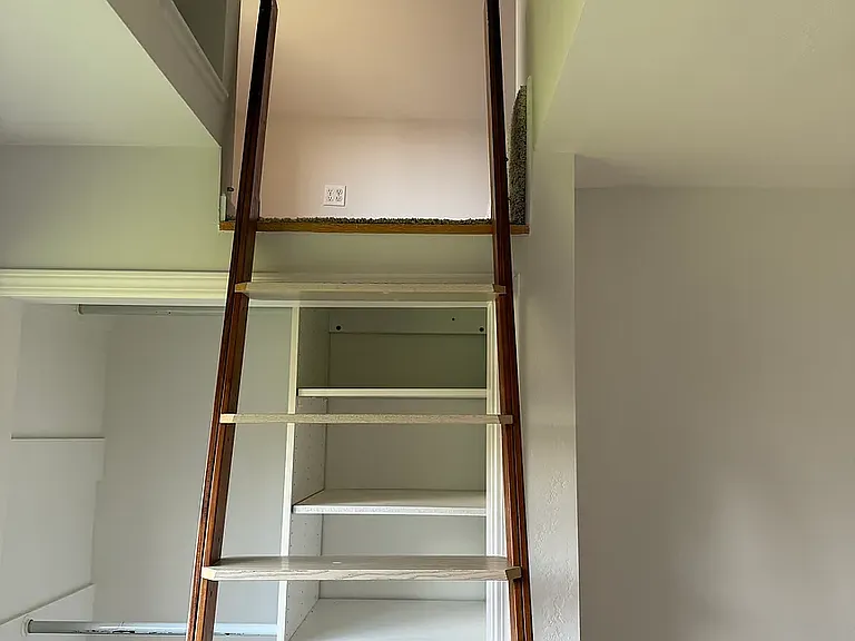 2351 Carmel Dr — Photo 1