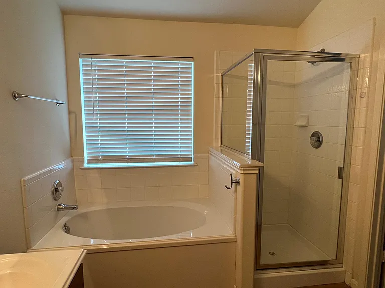 21511 Falvel Lake Dr — Photo 12