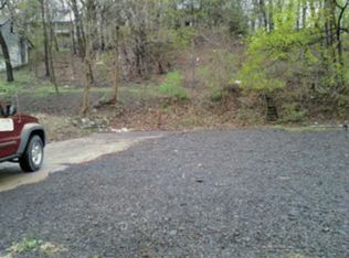 229 W Davis St, Mount Union, PA 17066