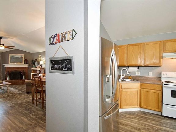 4th image of 168 Eagle Dr