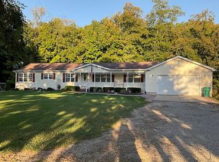 4413 S Lacey Lake Rd, Bellevue, MI 49021