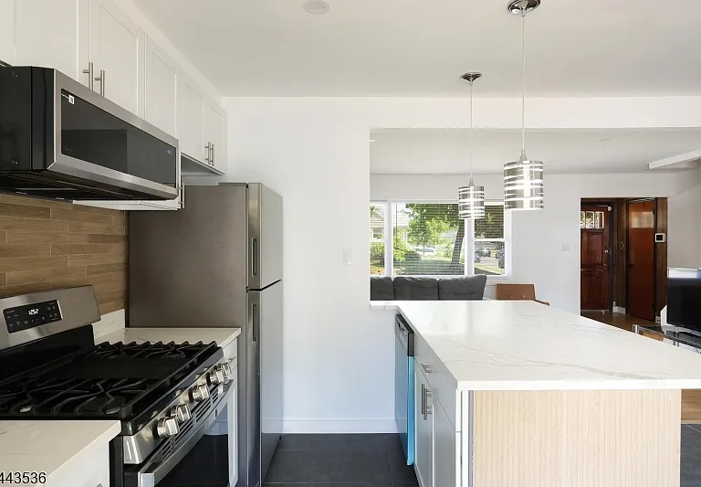 538 Dietz St — Photo 7