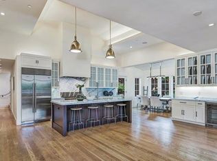 7 Heuters Ln, Mill Valley, CA 94941