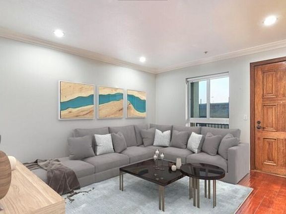 4th image of 1401 S Saint Andrews Pl APT 407