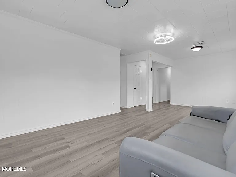 405 Terrace Ave — Photo 15
